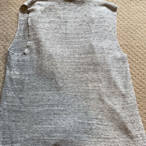 Light Gray Open-Front Women's Sweater Vest - Picture 5 of 8